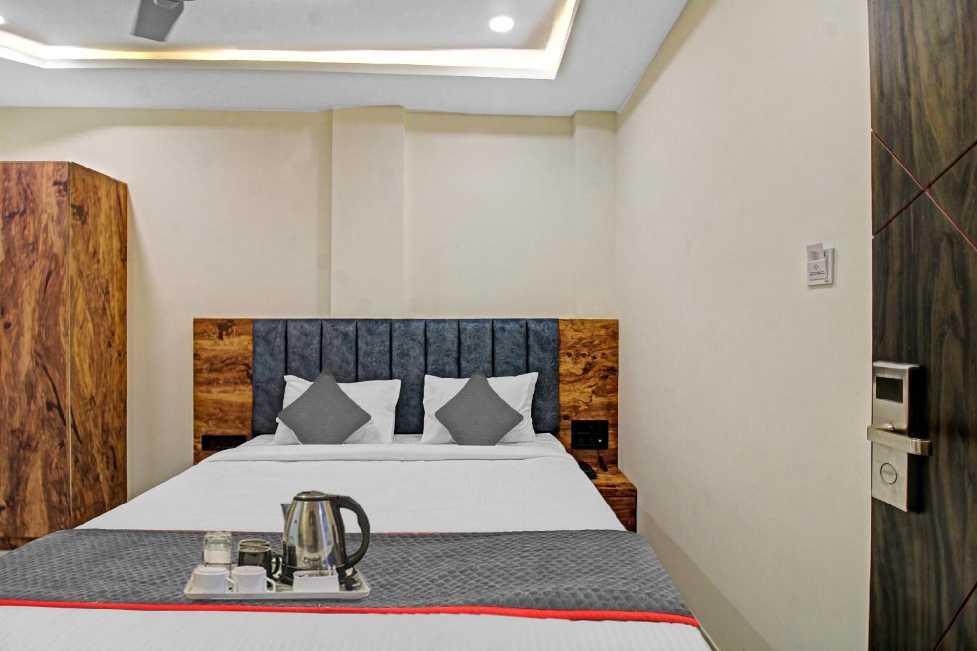 Townhouse Md Star Ξενοδοχείο Ναγκπούρ Εξωτερικό φωτογραφία